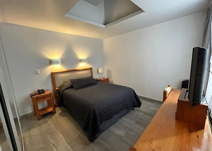 Hotel Arquimedes 33 *